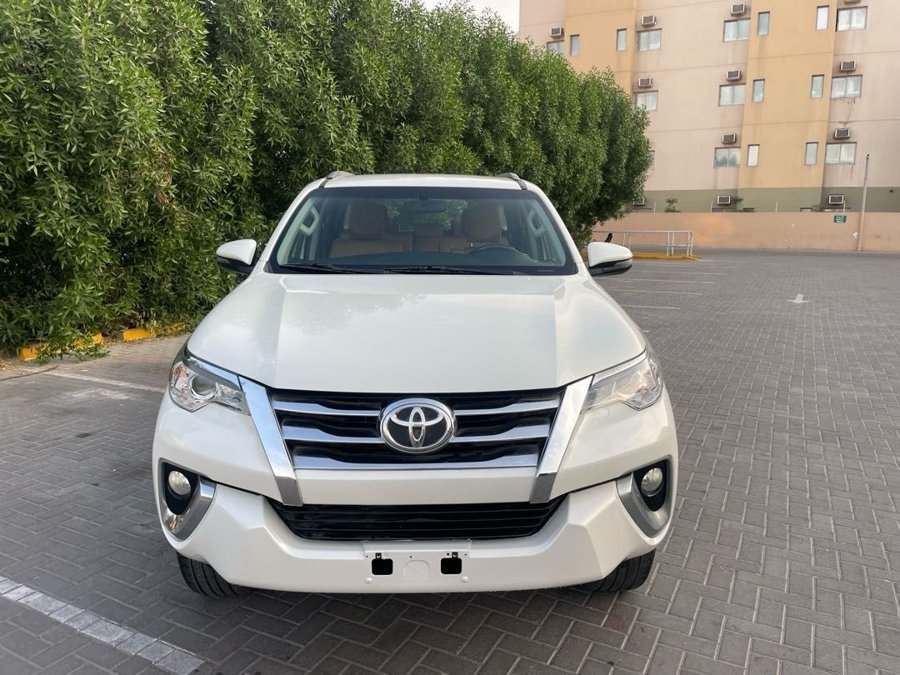 2020 TOYOTA FORTUNER